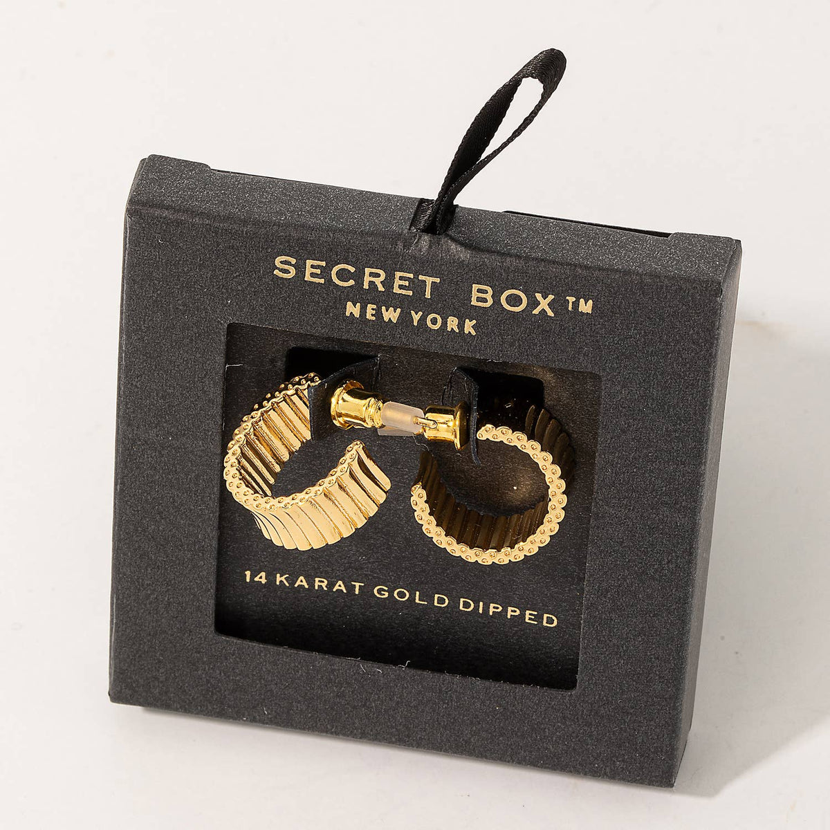 Secret Box Mini Metallic Ribbed Hoop Earrings: Gold