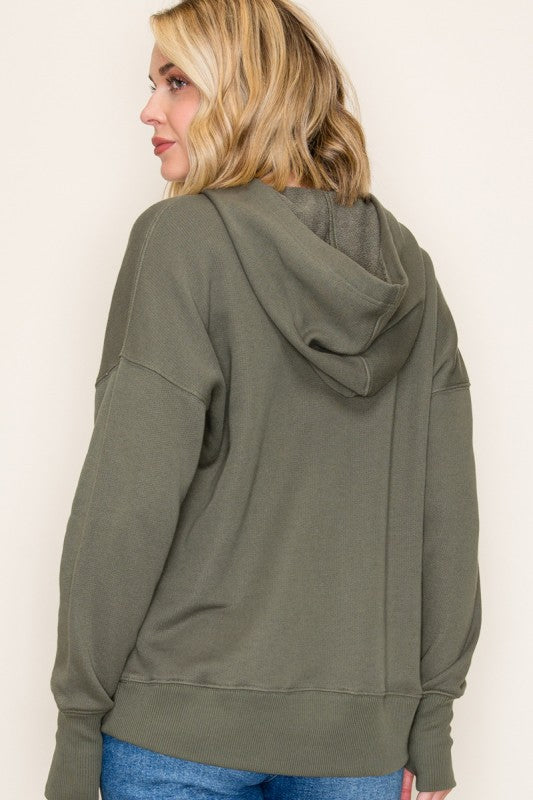 Rowyn Oversized Snap-Hoodie – Long Sleeve Pullover with Kangaroo Pocket