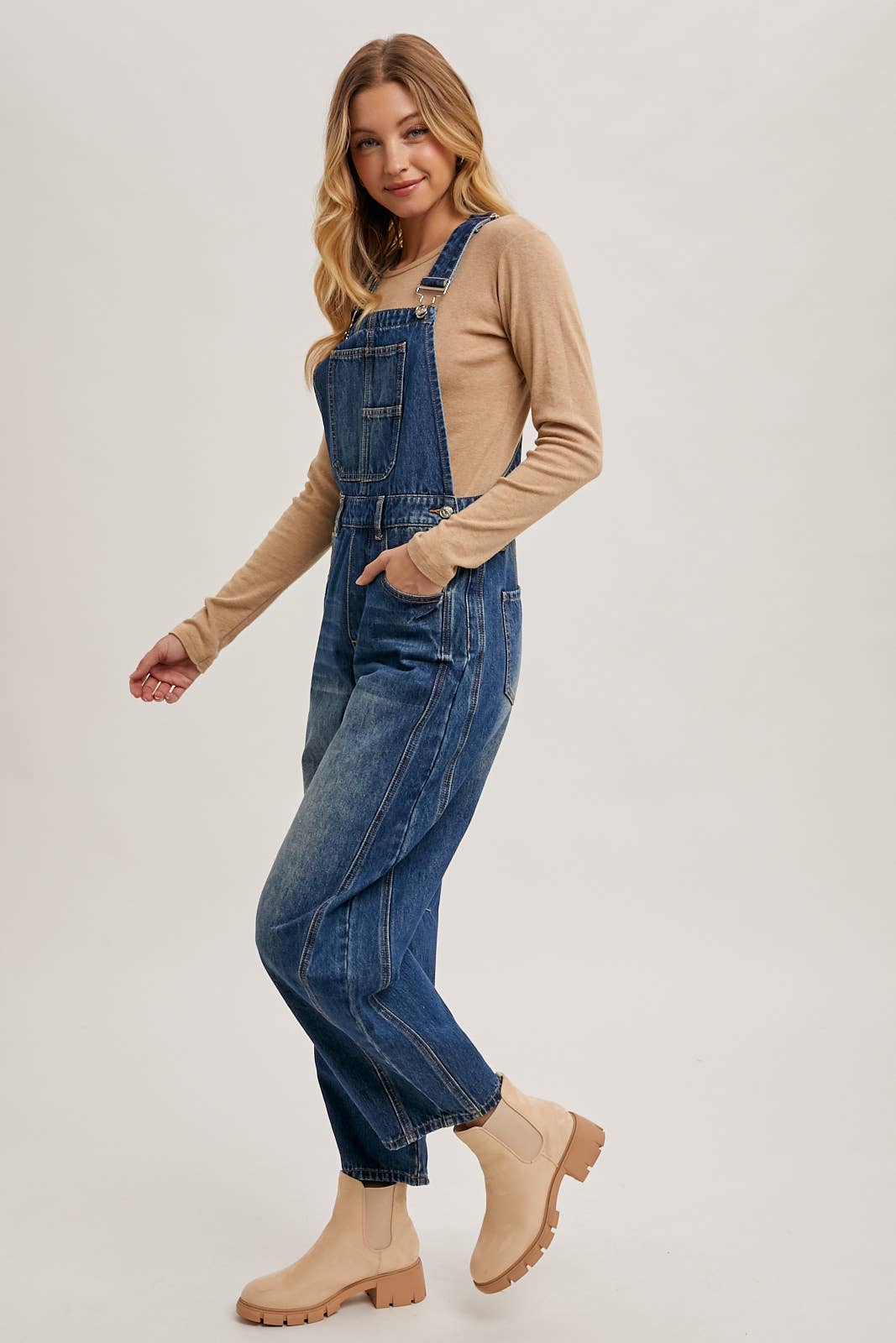 Juniper Barrel Leg Denim Overalls – Vintage Medium Wash Barrel-Leg Overalls with Adjustable Straps
