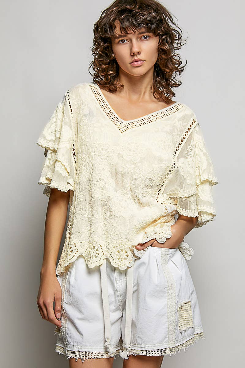 V-neck Short Sleeve Crochet Trim Solid Top: CAMEL / Os