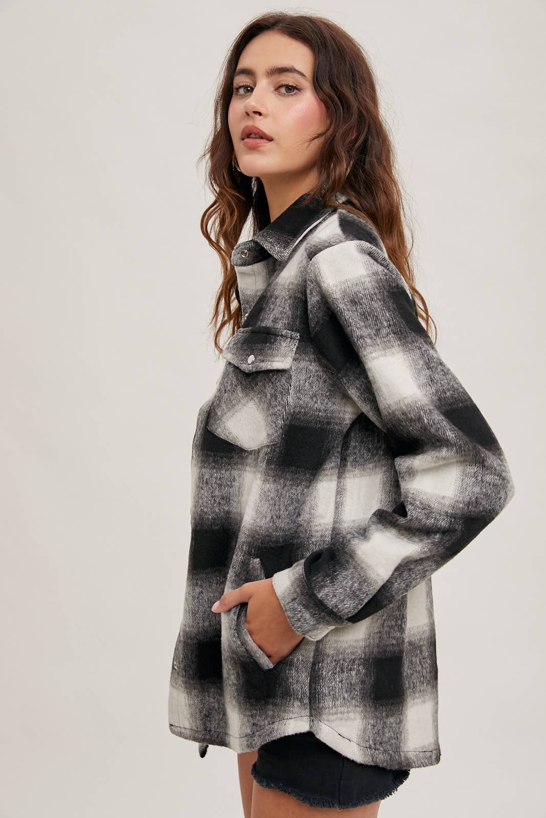Dakota Plaid Flannel Shacket with Pockets – Brown Cream & Rust Ivory