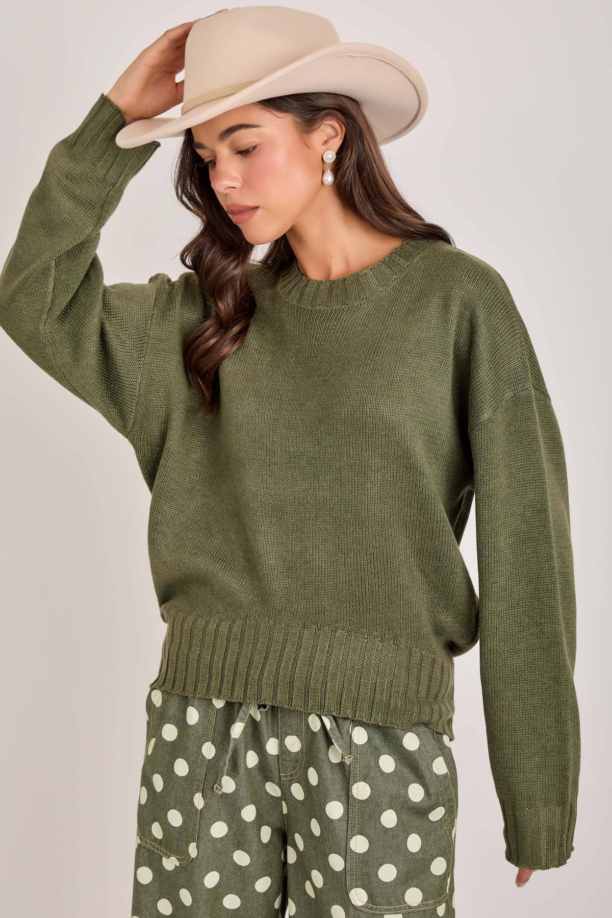 Easy Days Lightweight Sweater: Olive