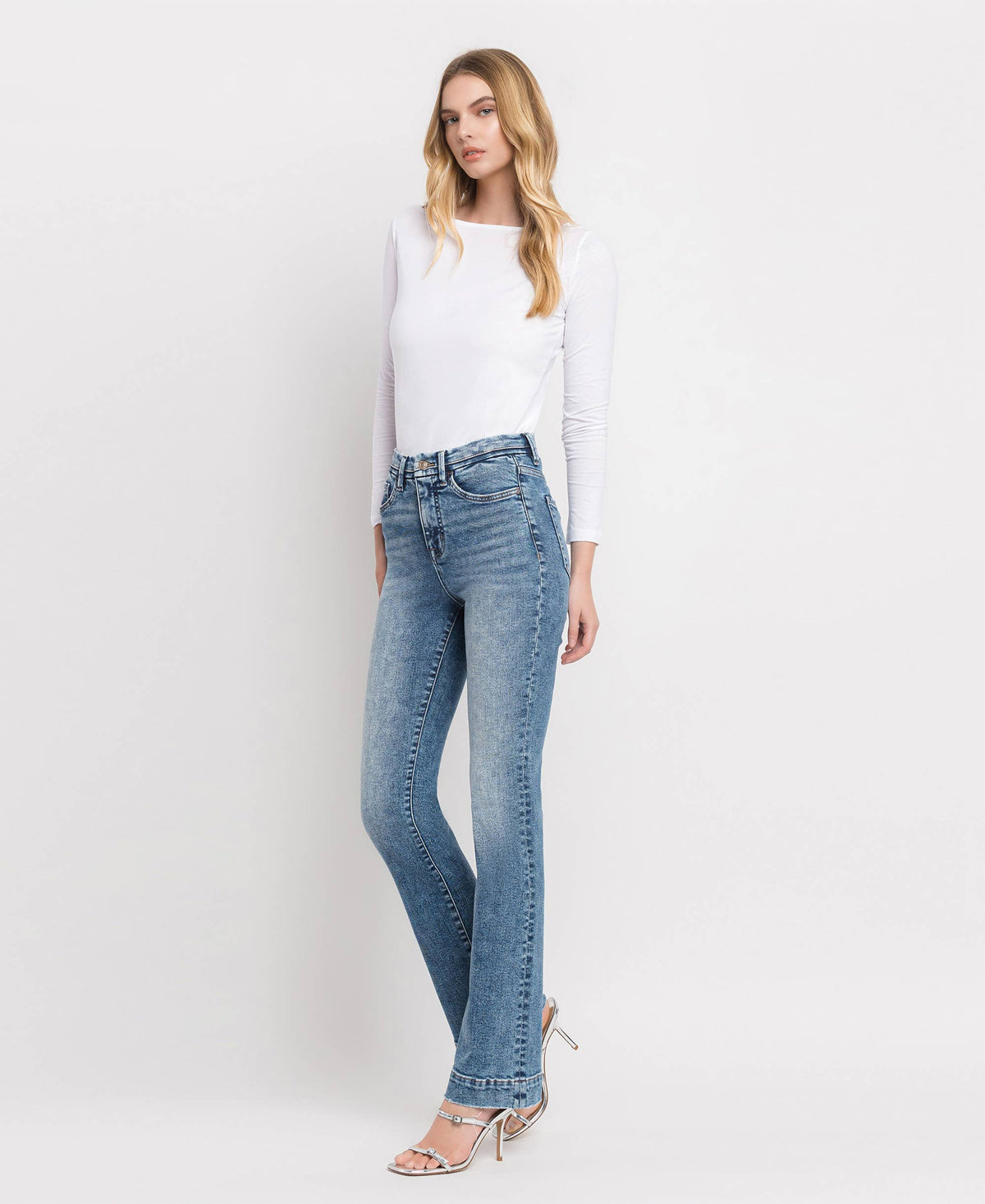 TUMMY CONTROL HIGH RISE BOOTCUT JEANS LV1310: PROTEGEE / 24