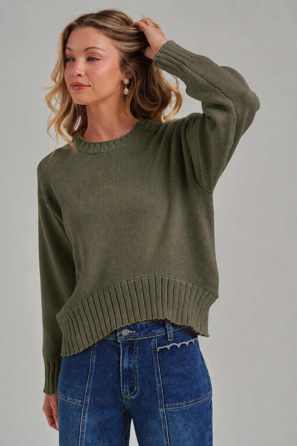 Easy Days Lightweight Sweater: Olive