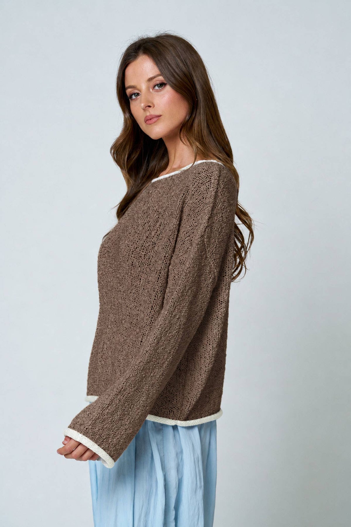 BOAT NECK CONTRAST TRIM LONG SLEEVE KNIT SWEATER : MOCHA