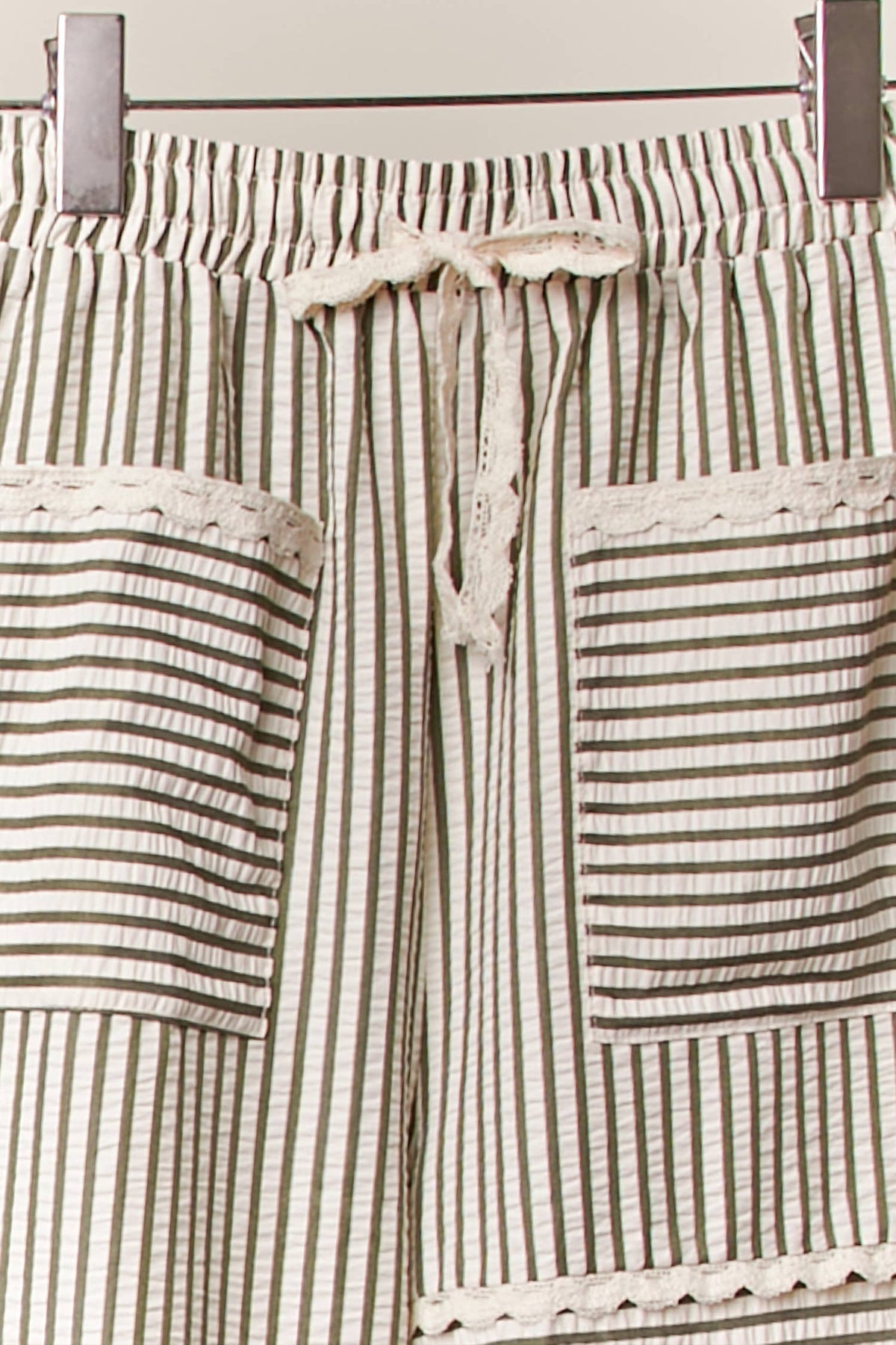 The Countryside Stripe Lace Jogger Pants: Olive stripe