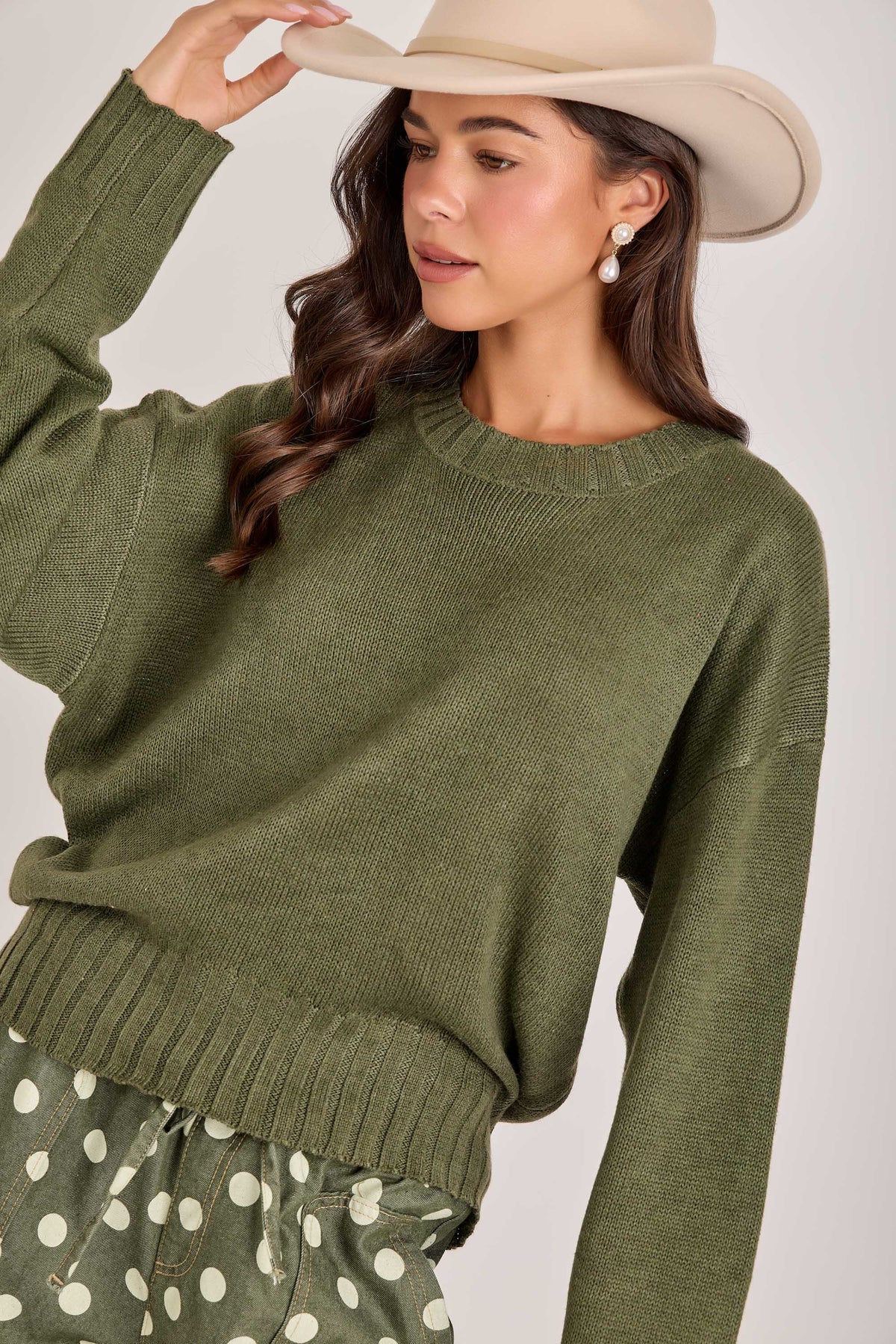 Easy Days Lightweight Sweater: Olive
