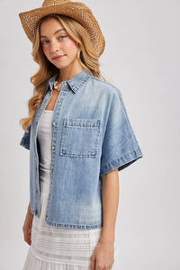 Della Denim Short Sleeve Boxy Top: Light Wash