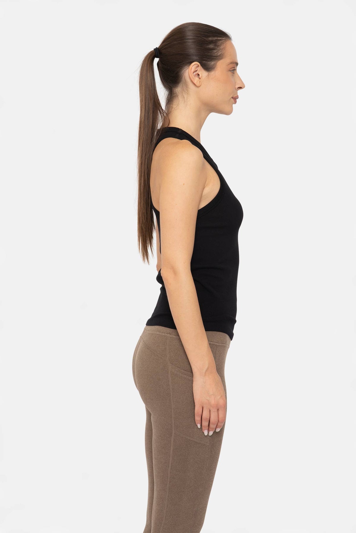 The Daily Essential Ribbed Tank – Seamless, Soft & Perfect for Everyday Wer