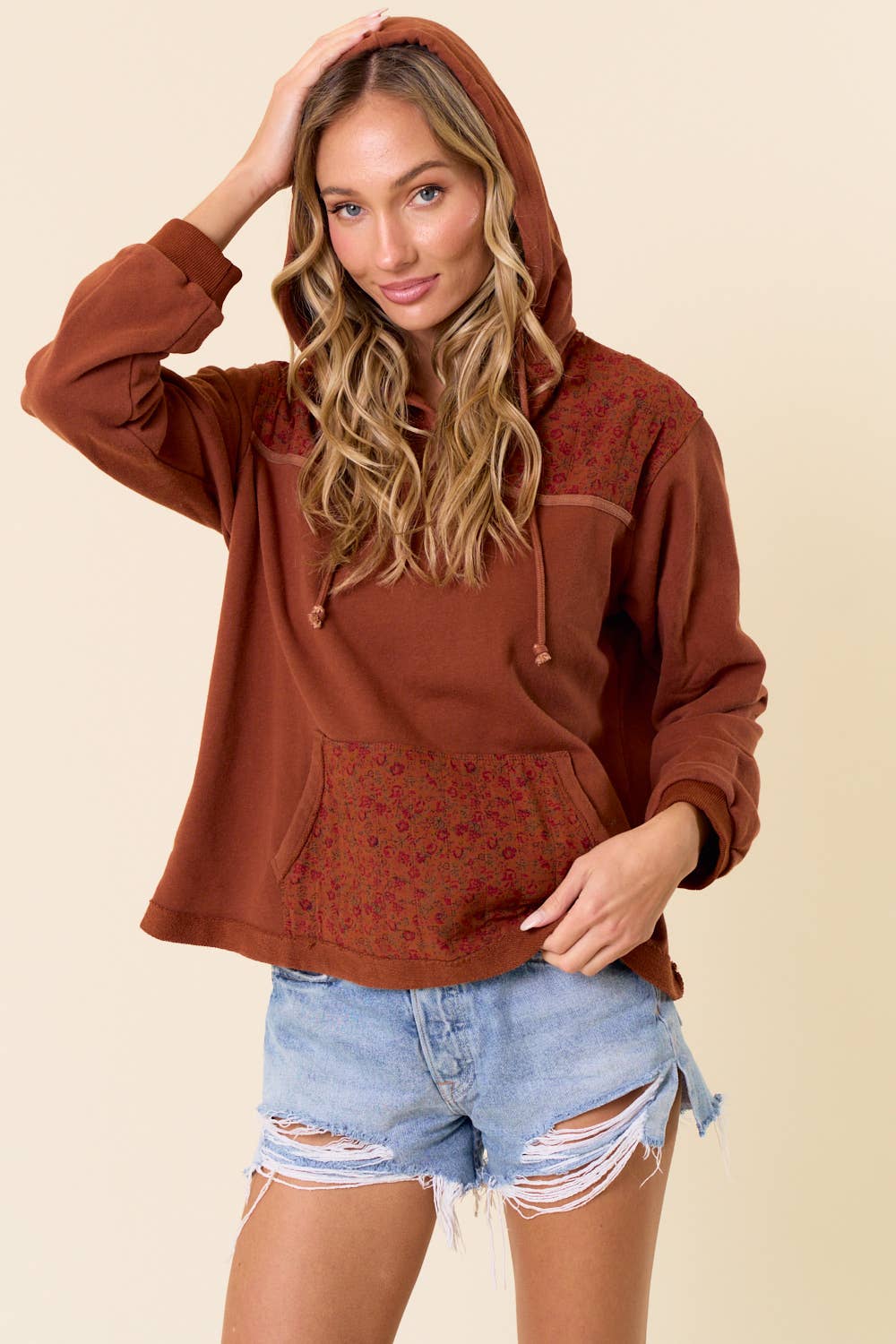 Tracy Hoodie With Cute Floral Contrast: Rust