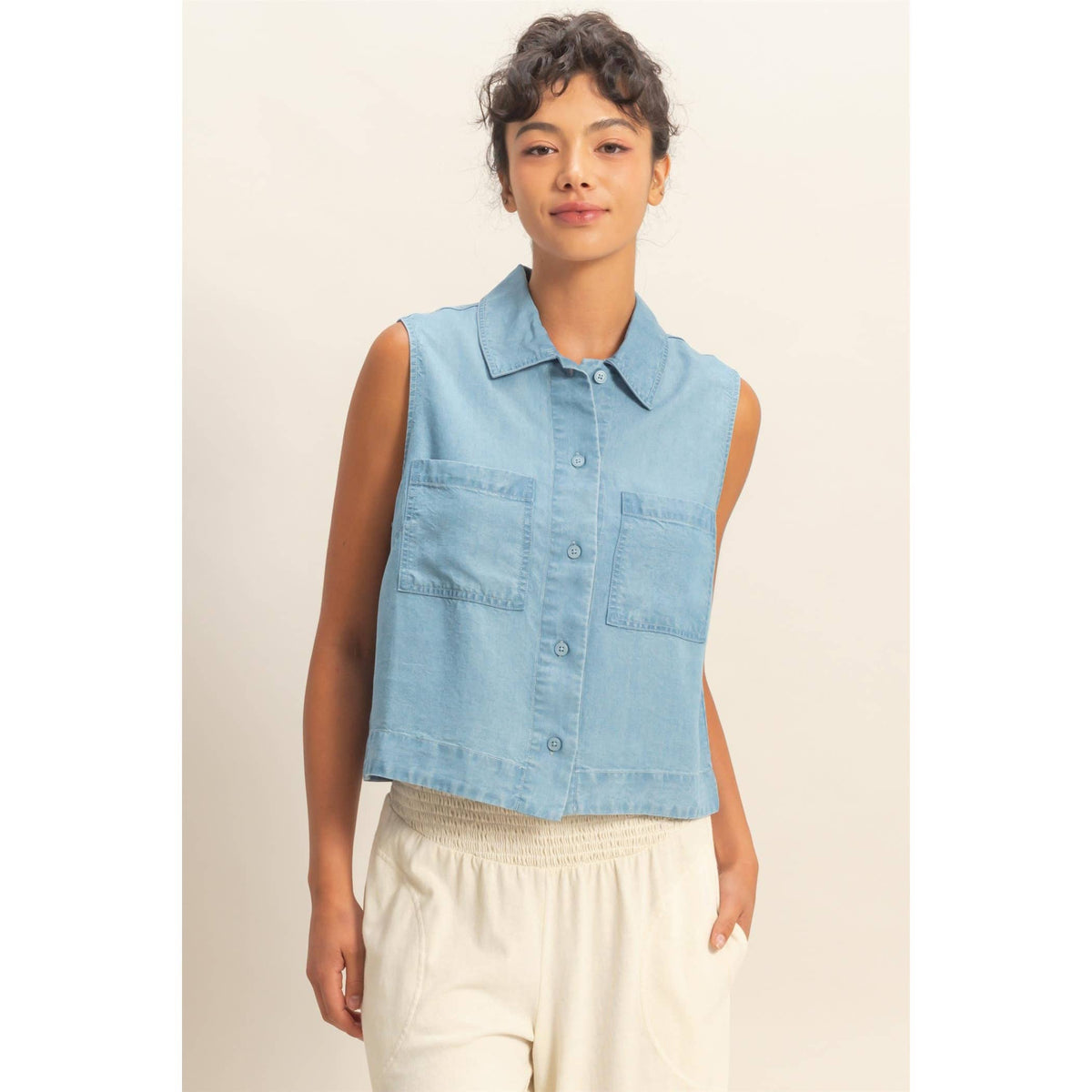 The Sienna Lyocell Sleeveless Button Up Top – Collared Lightweight Summer Blouse