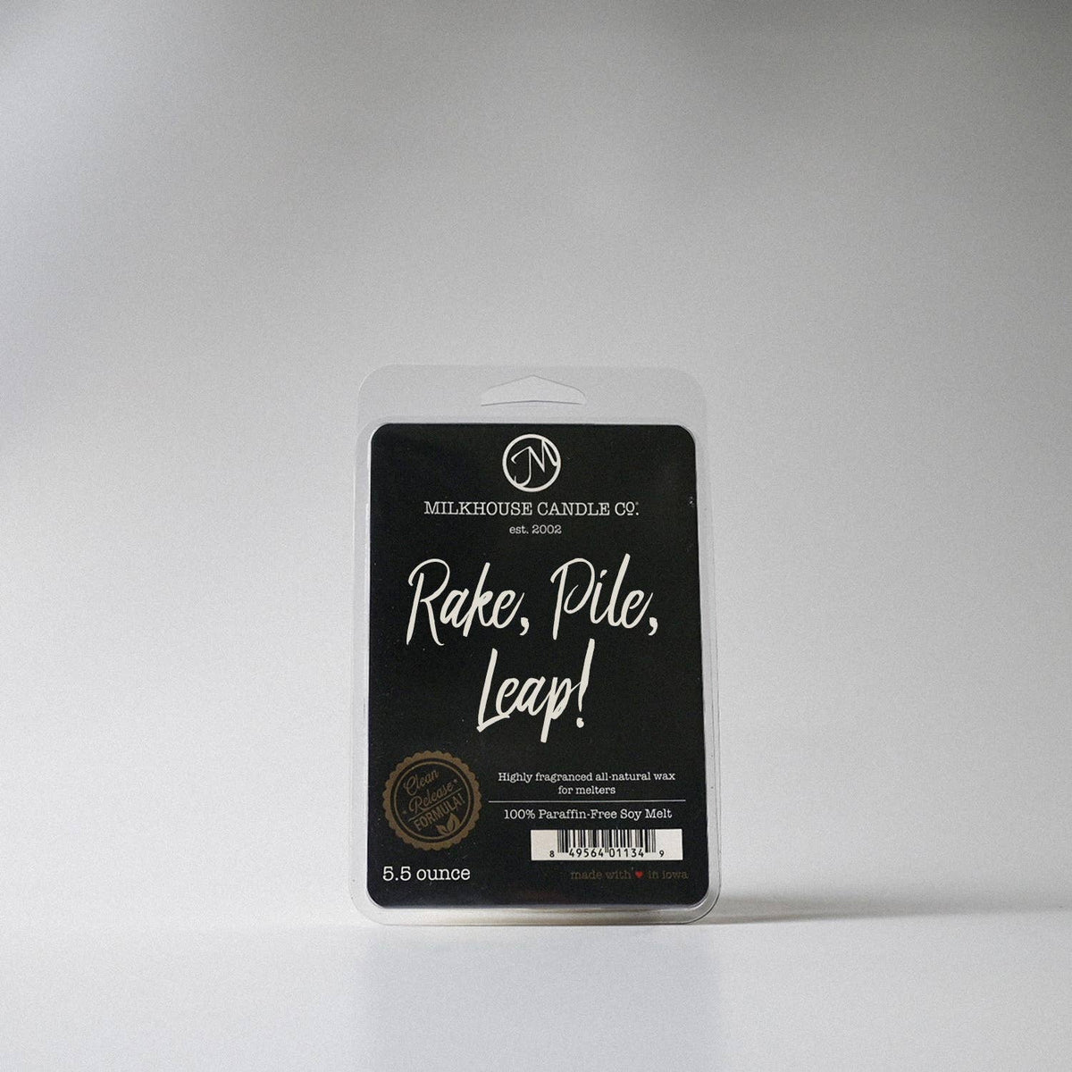 5.5 oz Wax Melts: Rake, Pile, Leap!
