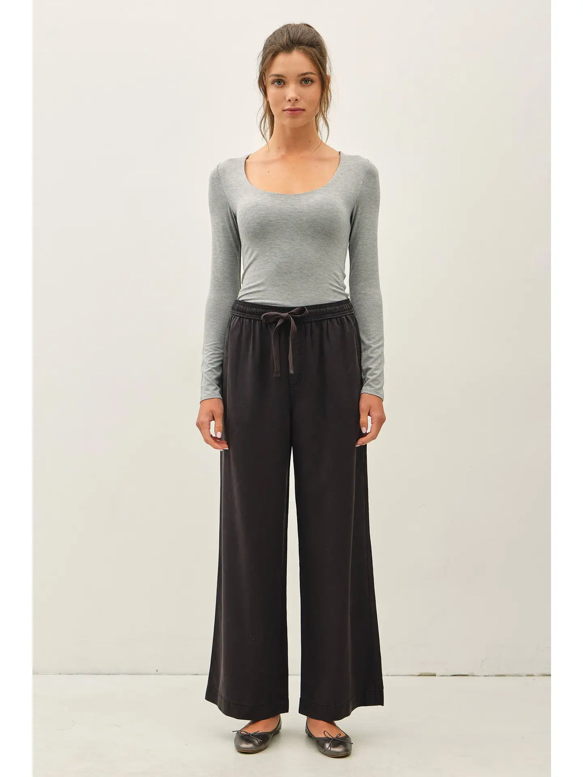 The Everyday Scoop Neck Top