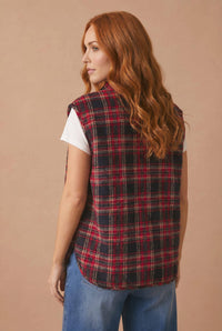 Cabin Season Plaid Quilted Puffer Vest | Women’s Fall Vest