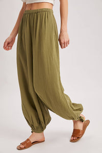 Easy Days Gauze Tie-Ankle Jogger Pants: Olive