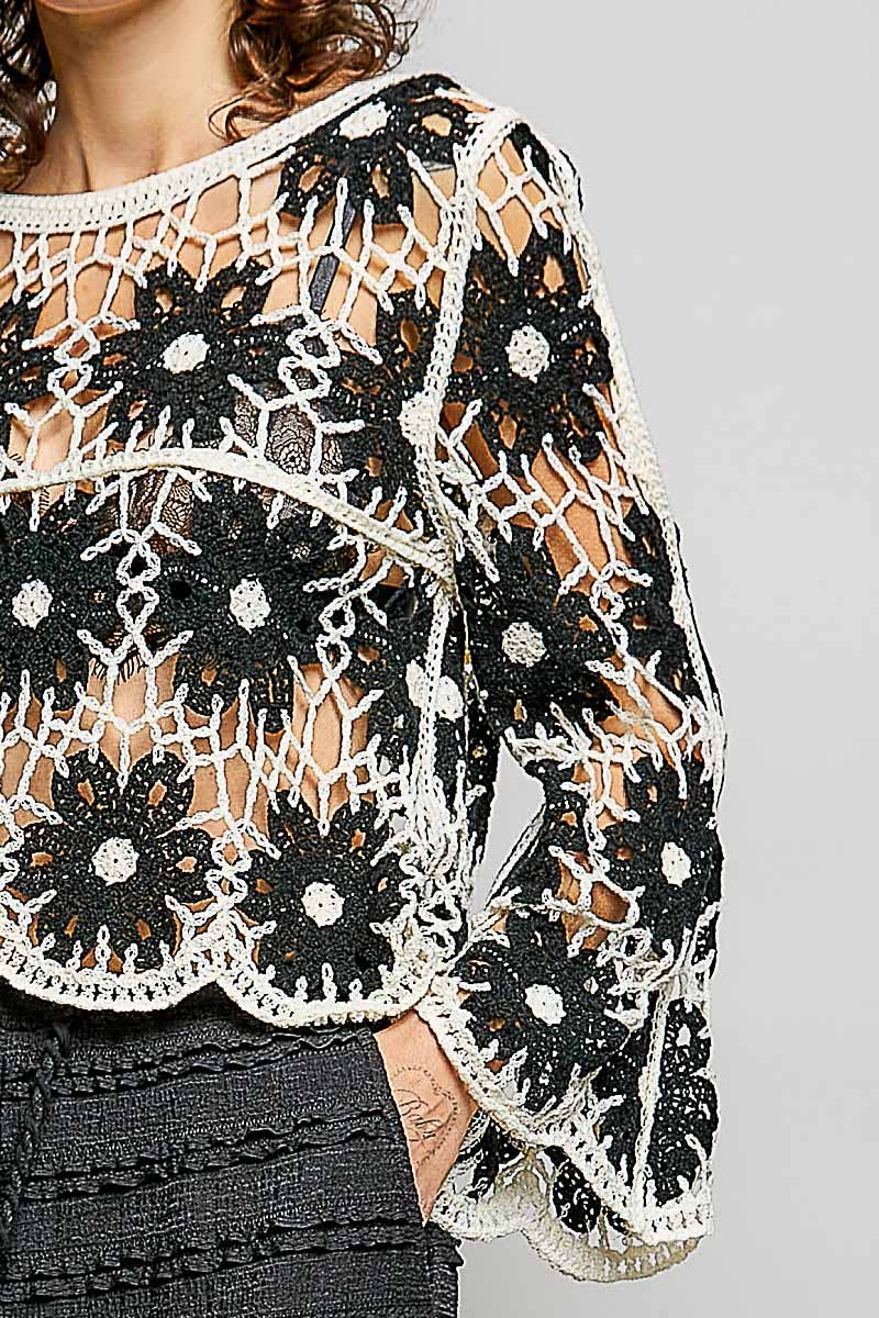 The Delilah Crochet Floral Top: Black/ Ivory