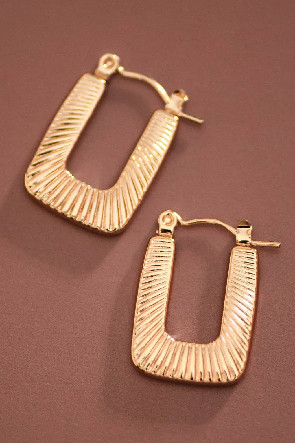 The Marquette Classic Gold Hoops – 18K Gold Plated Waterproof Stainless Steel Earrings