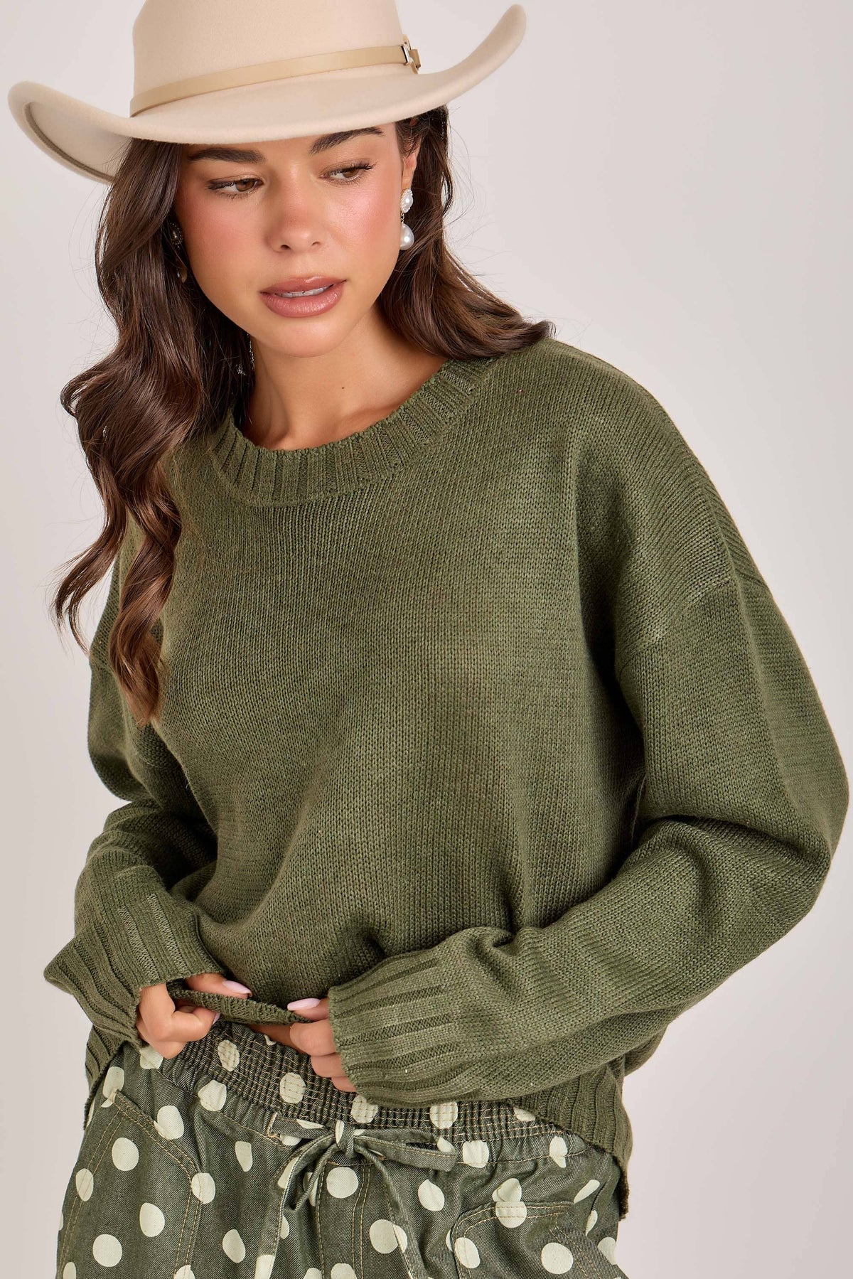 Easy Days Lightweight Sweater: Olive
