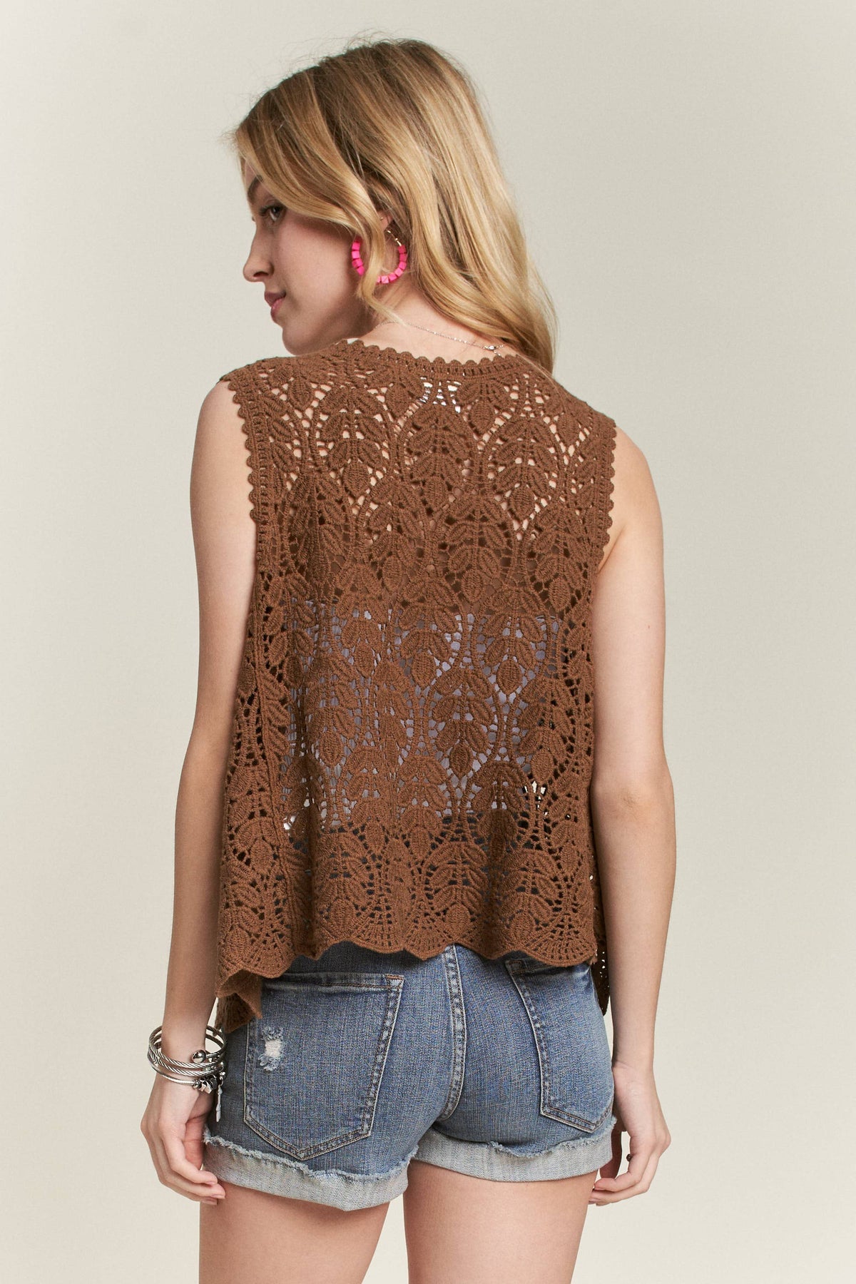 CROCHET VEST SCALLOP HEM - CET3544: Beige / S/M-M/L(3-3)