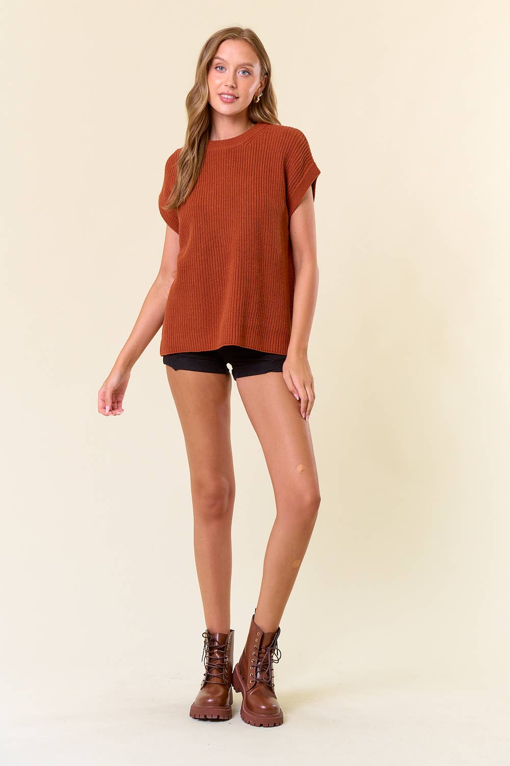 The Maren Ribbed Knit Vest – Rust Brown