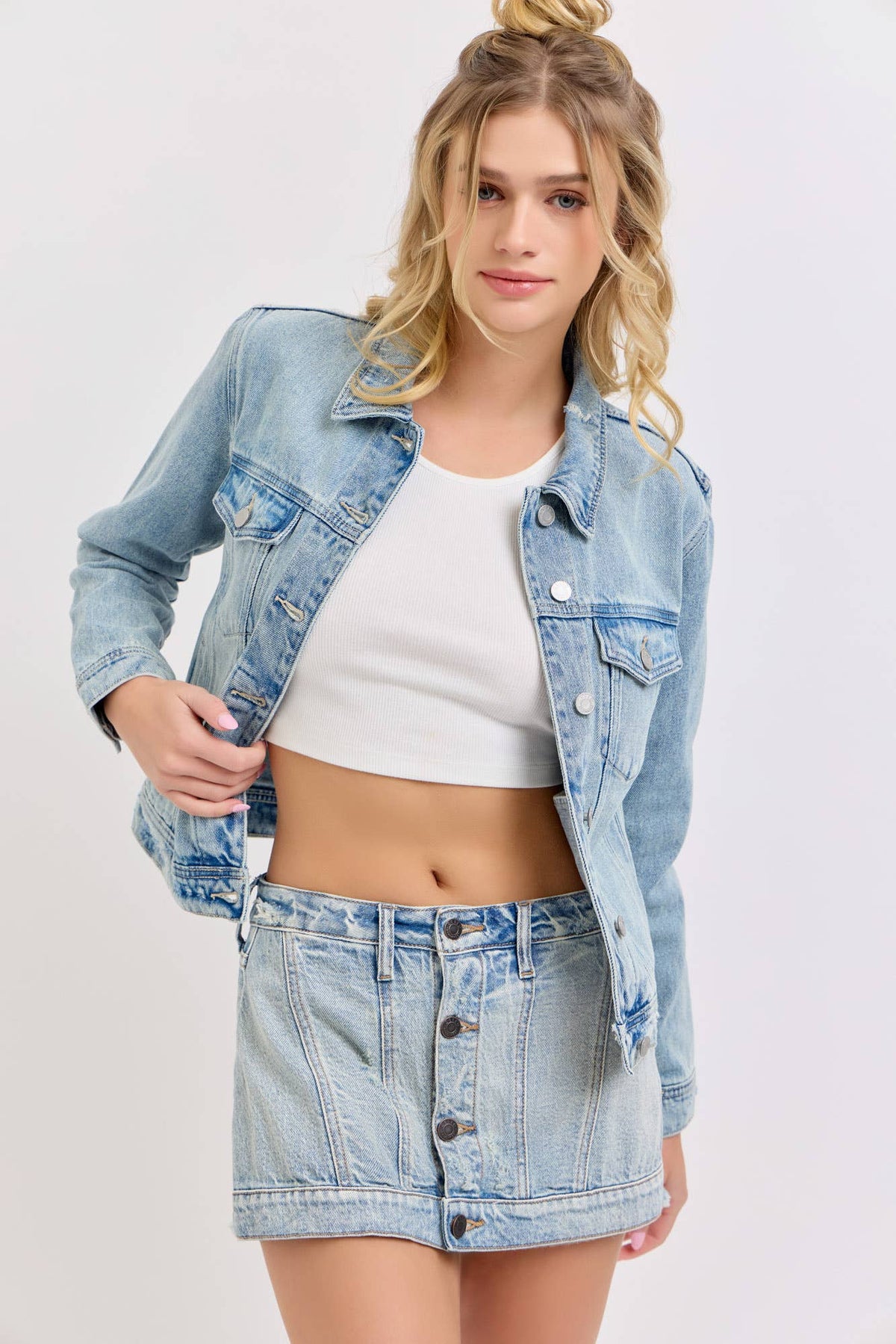 The Maggie Cropped Denim Jacket – Women’s Frayed Hem Button-Down Jean Jacket
