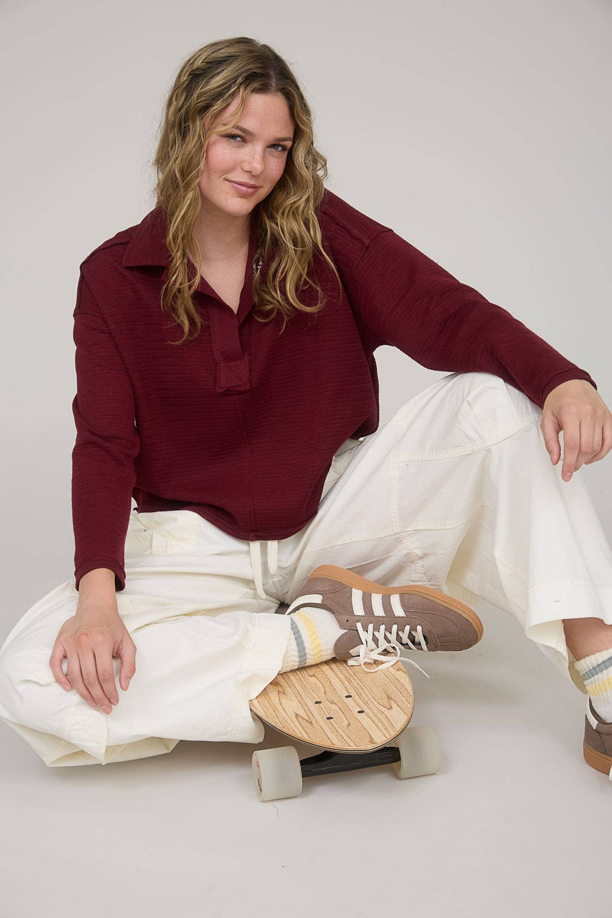 Mabel Collared V-Neck Ribbed Knit Top – Raw Edge Long Sleeve Pullover