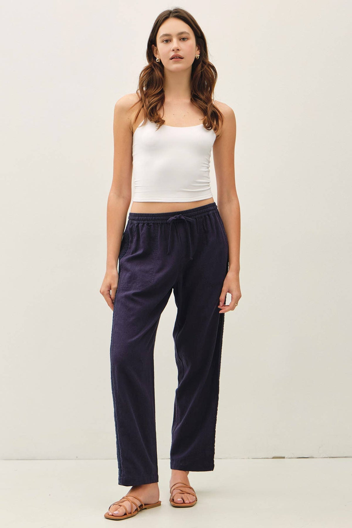 The Marielle Crochet Trim Linen Pants: Dark Indigo